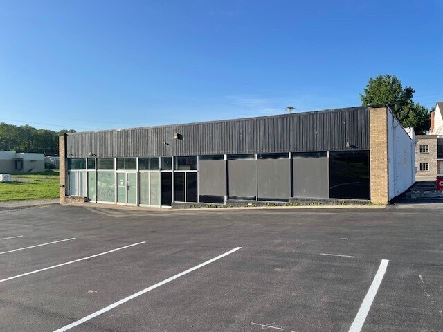 2605 Saint Joseph Ave, Saint Joseph, MO à vendre - Photo du bâtiment - Image 1 de 5