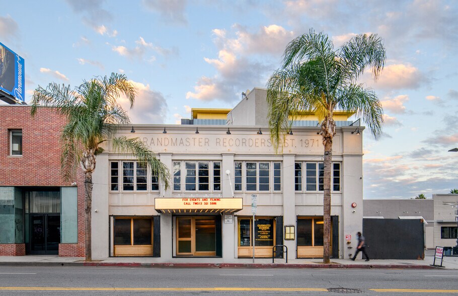 1518 Cahuenga Blvd, Los Angeles, CA à louer - Photo du bâtiment - Image 2 de 10