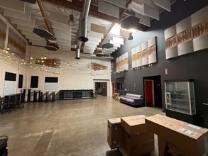 2636 N Ontario St, Burbank, CA à louer Photo intérieure- Image 2 de 12