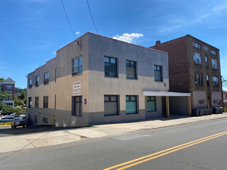 11 Commerce St, Norwalk, CT à louer - Photo du bâtiment - Image 2 de 4
