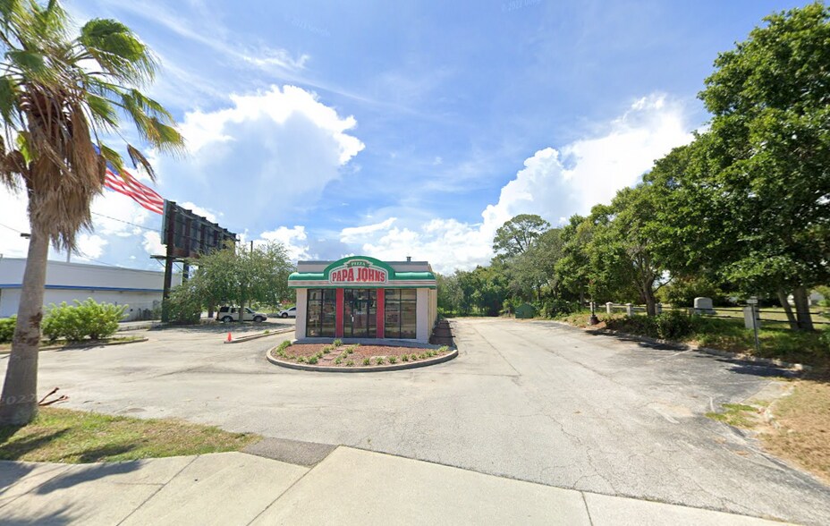 209 S Cocoa Blvd, Cocoa, FL à louer - Photo du bâtiment - Image 1 de 5