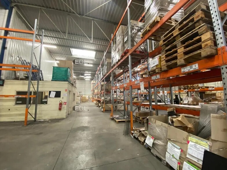 Industrial in Torcy for lease - Interior Photo - Image 3 of 9