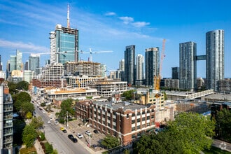 495-517 Wellington St W, Toronto, ON - AERIAL  map view