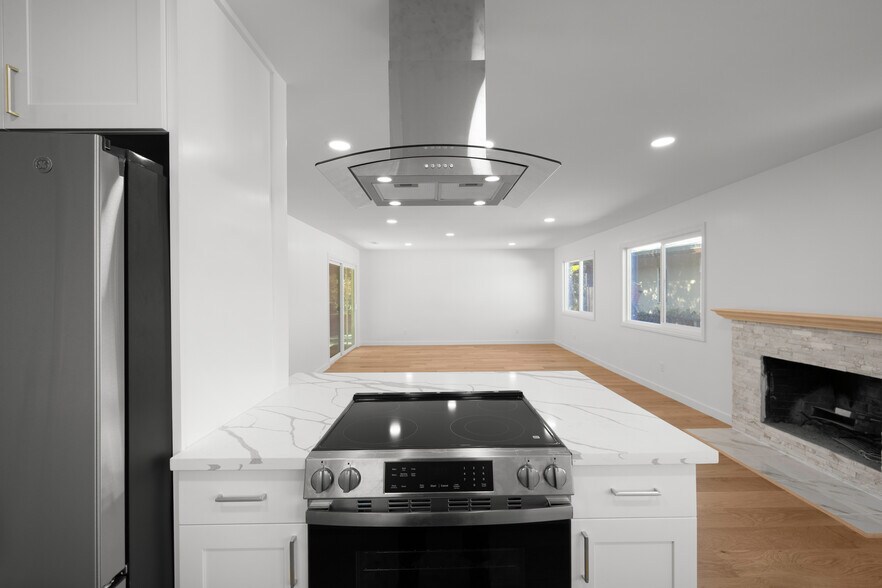 40 Leafwood Cir, San Rafael, CA à vendre - Photo du bâtiment - Image 2 de 11