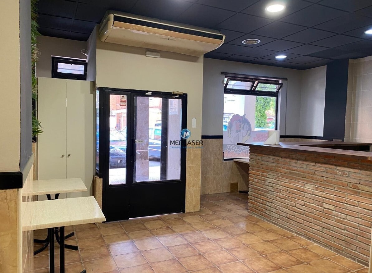 Retail in Alcalá de Henares, Madrid for lease Interior Photo- Image 1 of 5