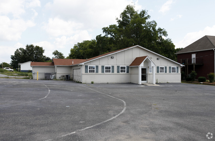 1310 N Main St, Shelbyville, TN for sale - Primary Photo - Image 1 of 1