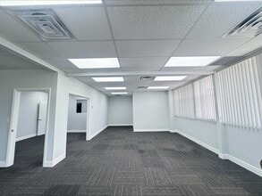 23123 State Road 7, Boca Raton, FL for lease Interior Photo- Image 1 of 10