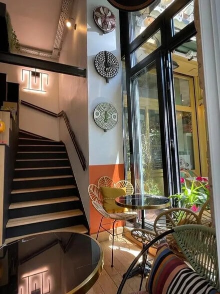 6 Rue De Tracy, Paris for lease - Interior Photo - Image 3 of 6