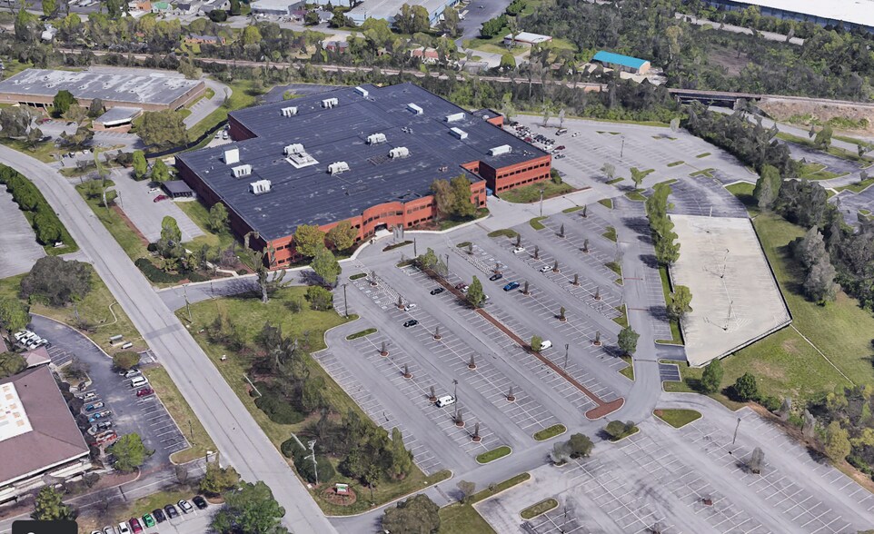 550-552 Metroplex Dr, Nashville, TN à louer - Photo du bâtiment - Image 1 de 6