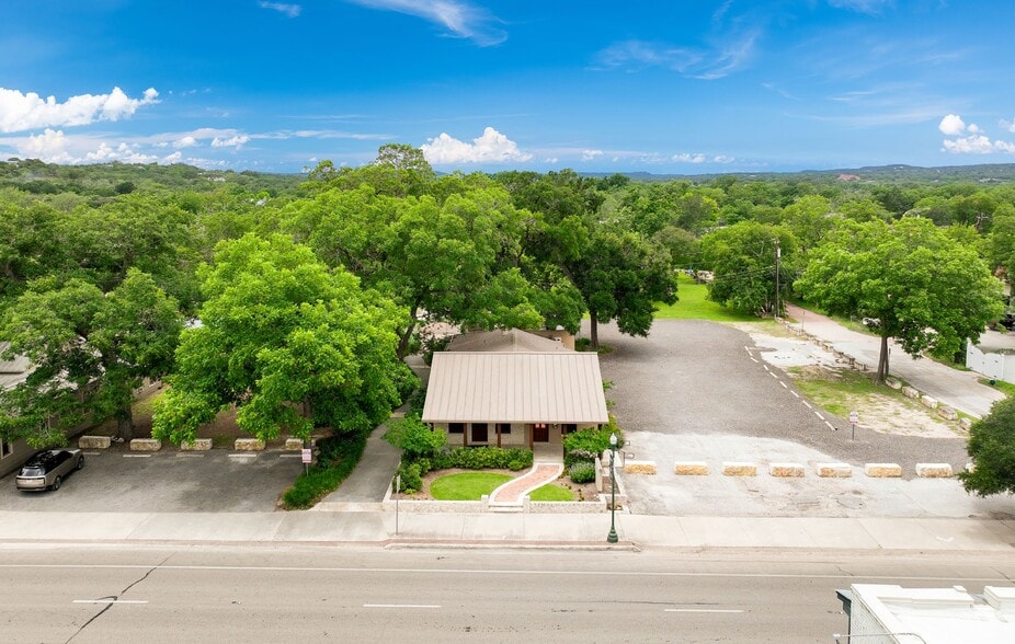 302 S Main St, Boerne, TX for sale - Building Photo - Image 3 of 20