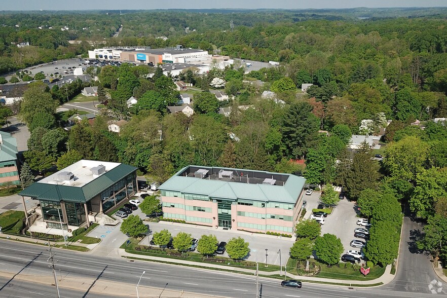 940 W Sproul Rd, Springfield Township, PA à louer - Aérien - Image 2 de 3