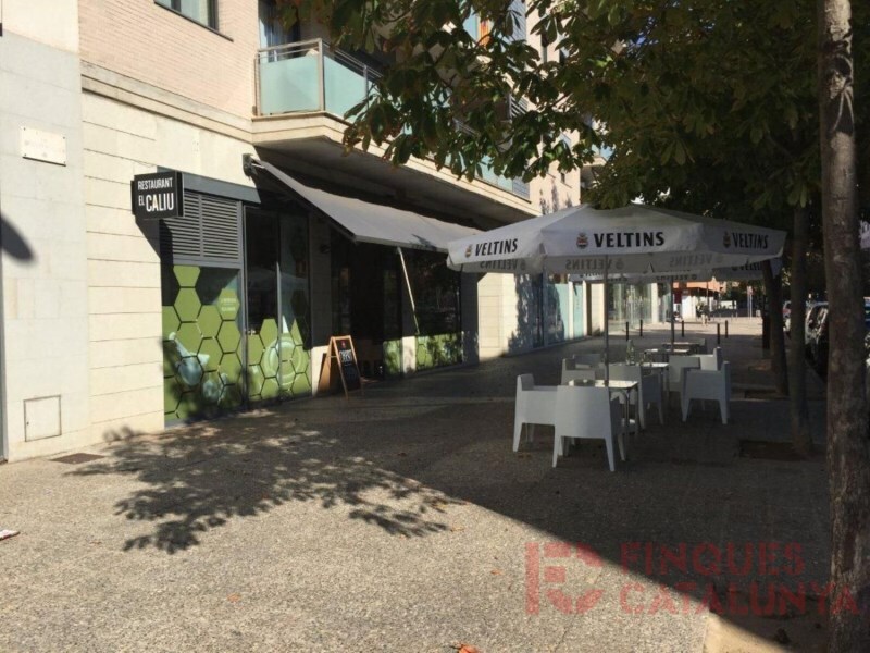 Immeuble residentiel dans Girona, Gerona à vendre Photo principale- Image 1 de 2