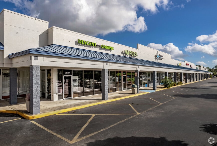 6015-6055 26th St W, Bradenton, FL for lease - Building Photo - Image 3 of 6