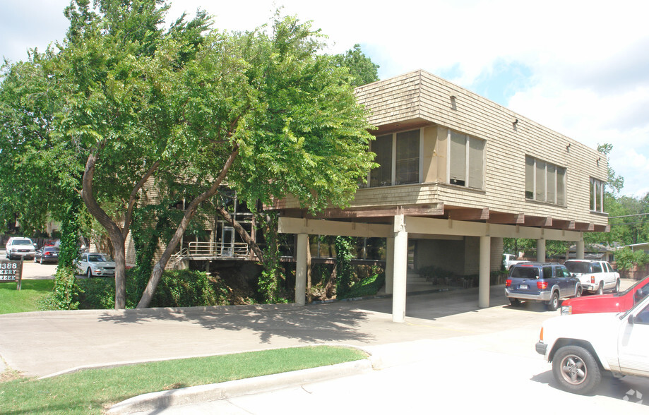 4388 W Vickery Blvd, Fort Worth, TX à vendre - Photo principale - Image 1 de 1