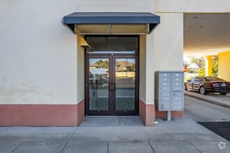 8200-8250 66th St N, Pinellas Park, FL for lease Building Photo- Image 1 of 13