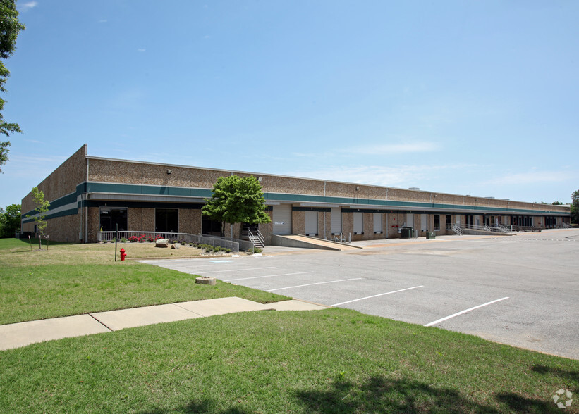 4406-4430 Malone Rd, Memphis, TN for lease - Primary Photo - Image 1 of 5