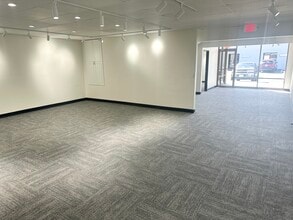 1440 S State College Blvd, Anaheim, CA à louer Photo intérieure- Image 1 de 8