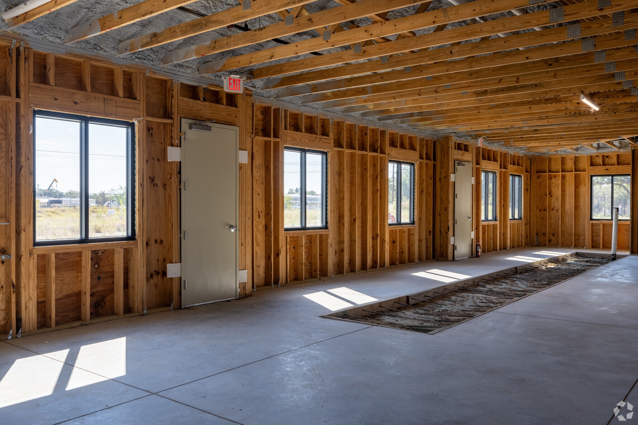 1667 N Highway 183, Leander, TX for lease Interior Photo- Image 1 of 5
