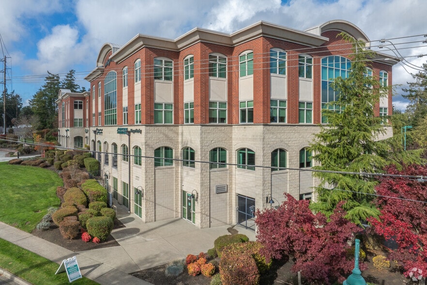 2727 Hollycroft St, Gig Harbor, WA for lease - Primary Photo - Image 1 of 7