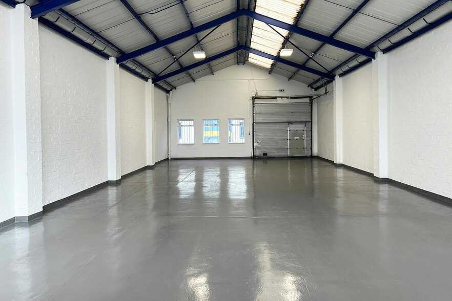 14-20 Dixon Pl, East Kilbride for lease - Building Photo - Image 2 of 12