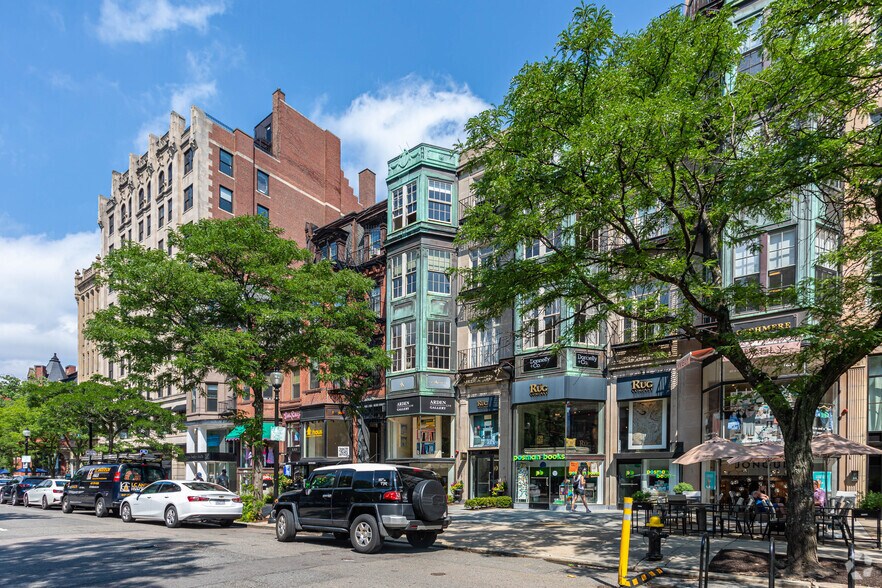 127-129 Newbury St, Boston, MA à louer - Photo du bâtiment - Image 2 de 4