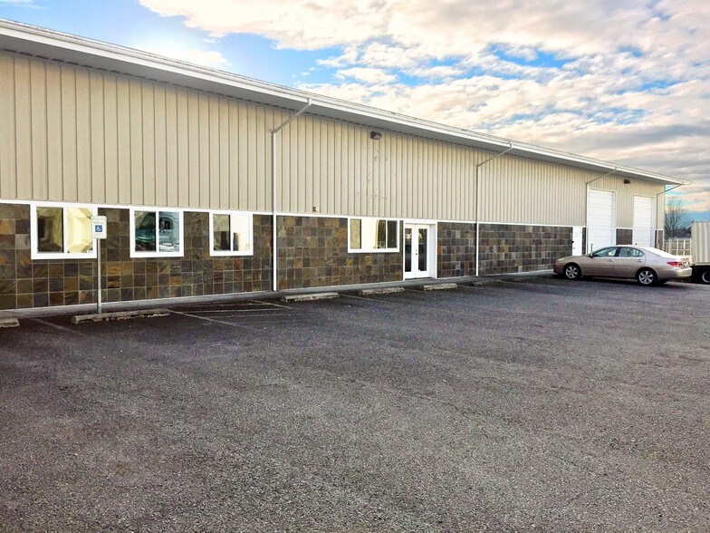 1908 Kentucky St, Bellingham, WA for lease - Primary Photo - Image 1 of 12