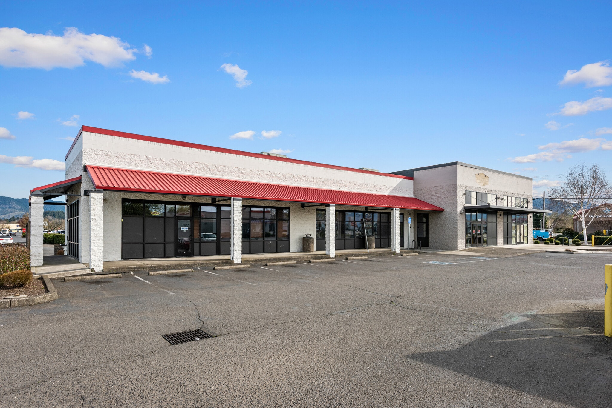 2010 101 Hwy, Tillamook, OR for lease Primary Photo- Image 1 of 11