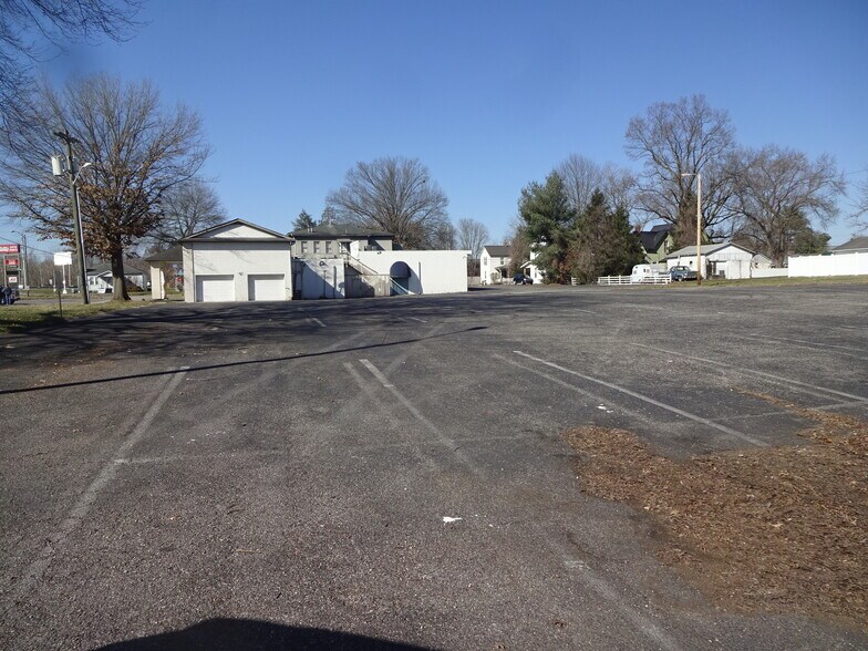 105, 107 & 113 C St, Saint Albans, WV à vendre - Photo du bâtiment - Image 3 de 4