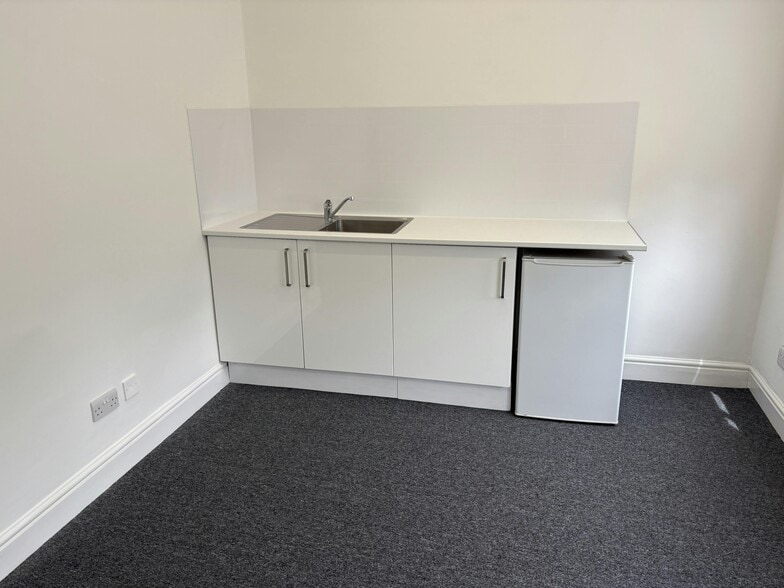 34 Jewry St, Winchester à louer - Photo du bâtiment - Image 3 de 16