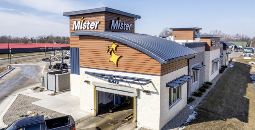 594 16th St, Holland, MI à vendre - Photo du bâtiment - Image 3 de 3