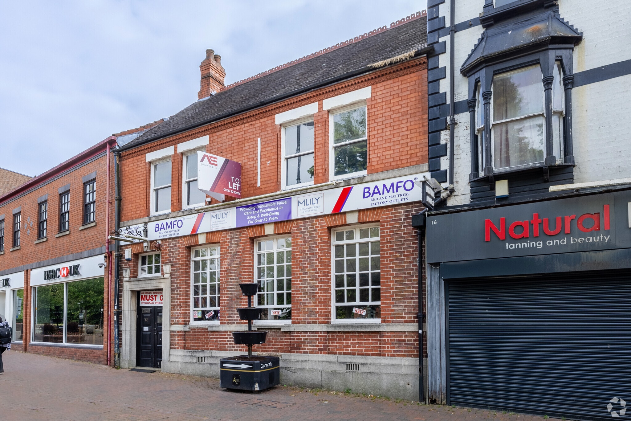 Market Pl, Cannock for lease Primary Photo- Image 1 of 7