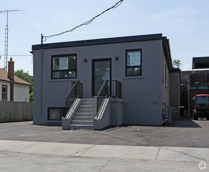 136 16th St, Toronto, ON à louer - Photo du bâtiment - Image 2 de 2