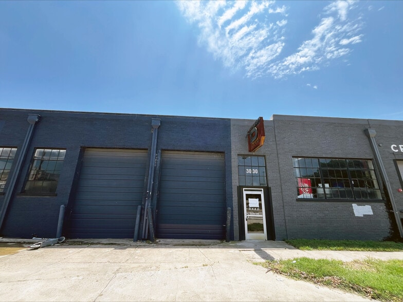 3030 Canton St, Dallas, TX for sale - Building Photo - Image 3 of 11
