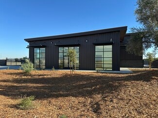 Plus de détails pour 31242 DenBeste Court, Shafter, CA - Industriel à louer