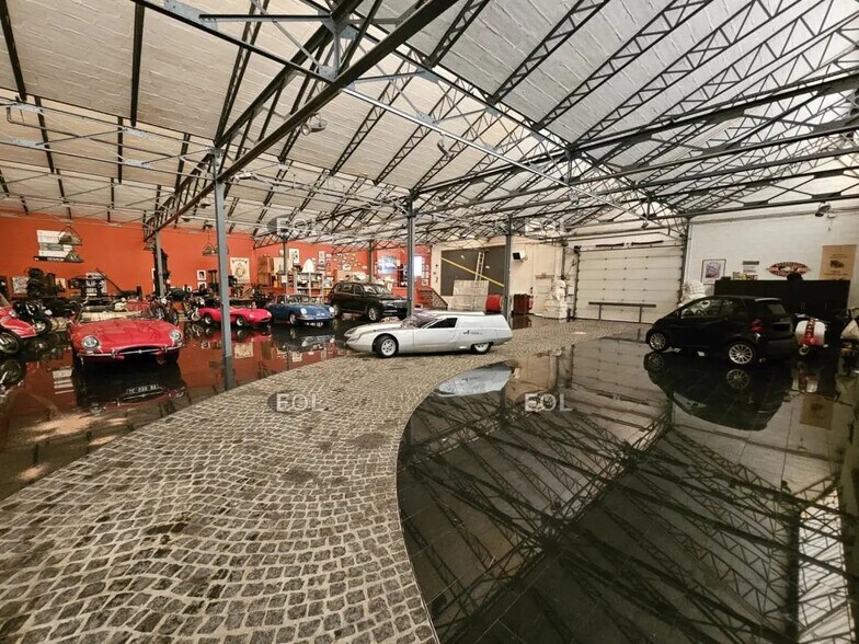 Flex dans Vitry-sur-Seine à louer - Photo du bâtiment - Image 2 de 10