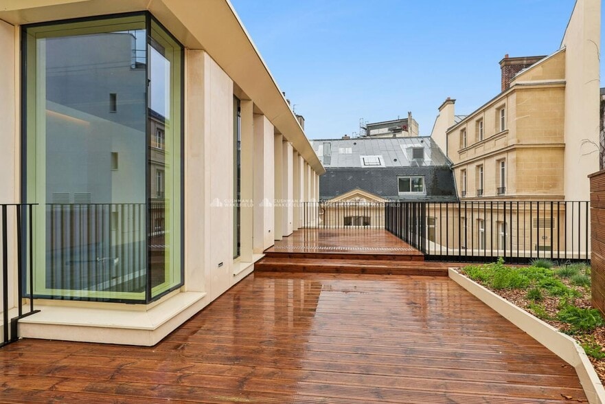 98 Rue De La Victoire, Paris à louer - Photo du bâtiment - Image 3 de 16