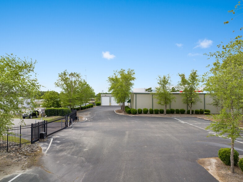 202 Transcom Ct, Wilmington, NC for lease - Building Photo - Image 3 of 24