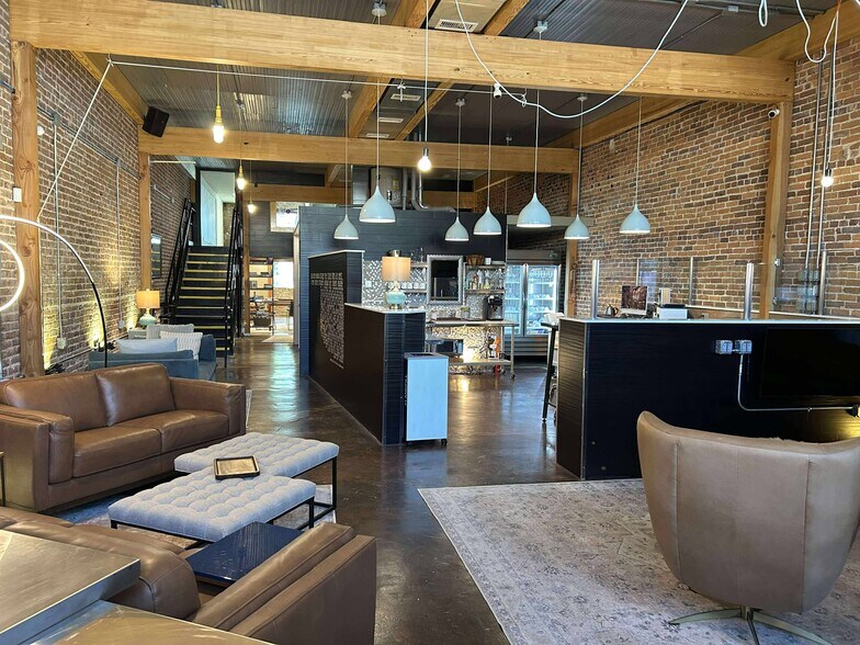 108 Dewey Ave, Poteau, OK à vendre - Photo du bâtiment - Image 3 de 32