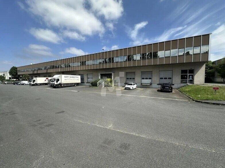 Industriel dans Wissous à louer - Photo du bâtiment - Image 2 de 6