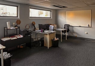 261-275 Centre St, Newton, MA à louer Photo intérieure- Image 1 de 4