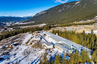 Plus de détails pour 3380 Ford Rd, Tappen, BC - Industriel à vendre