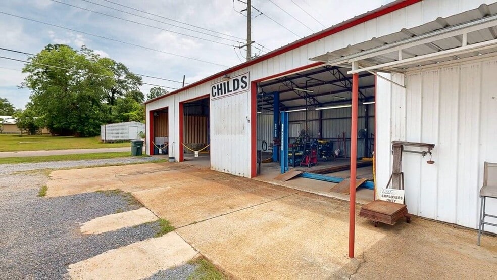 716 S Main St, Enterprise, AL à vendre - Vidéo sur l’inscription commerciale - Image 2 de 26