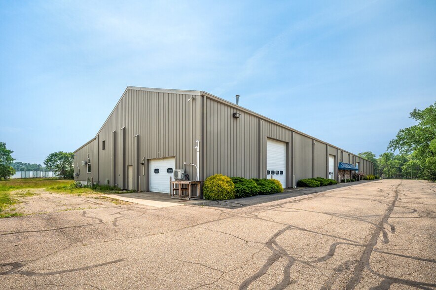 207 Hawthorne Ave, Saint Joseph, MI à vendre - Photo du bâtiment - Image 3 de 37