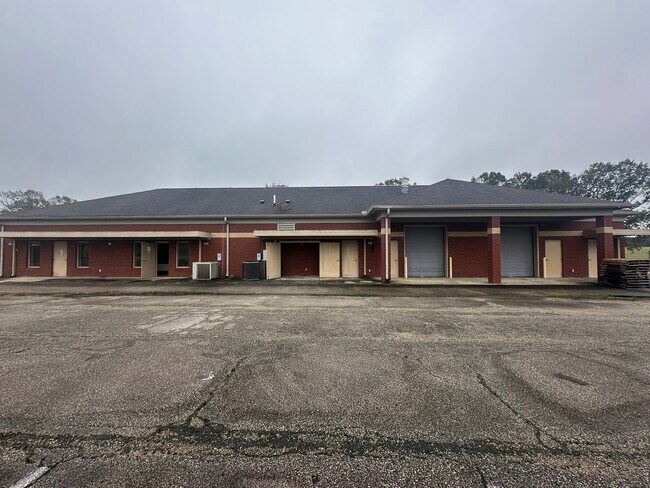 More details for 645 Lucy Black Rd, Bolivar, TN - Office for Sale