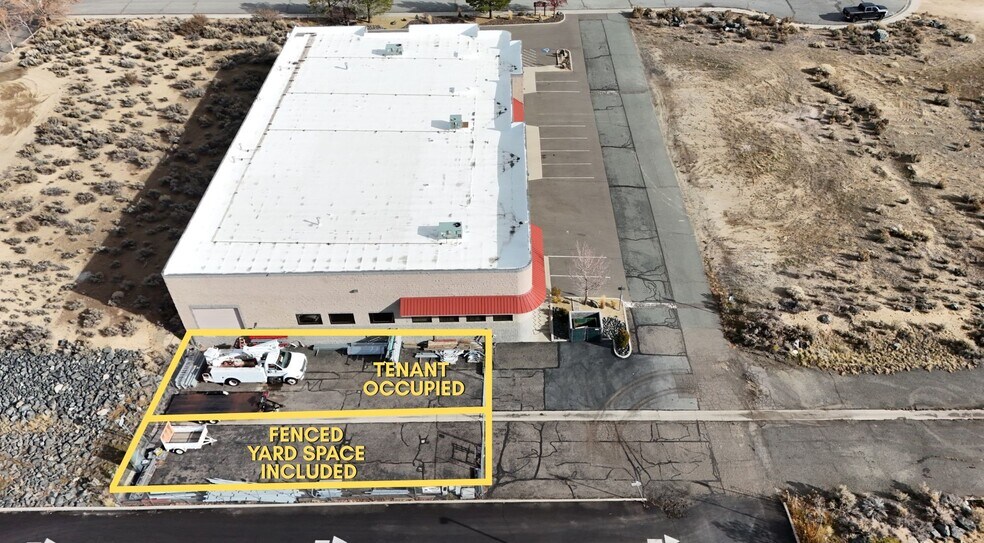 3370 Executive Pointe Way, Carson City, NV à louer - Photo du bâtiment - Image 2 de 9