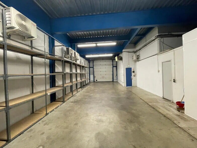 Industrial in Vitry-sur-Seine for lease - Interior Photo - Image 3 of 6