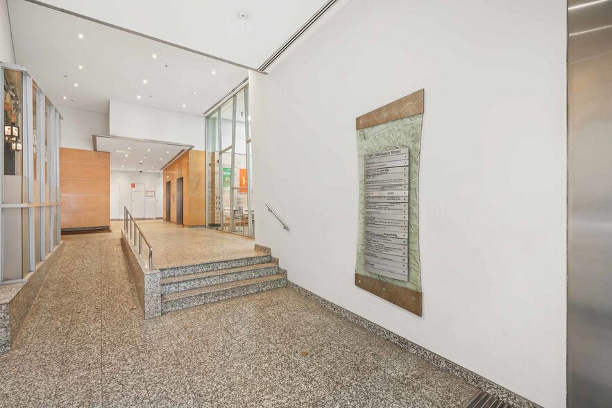 167-169 Queen St, Melbourne à vendre - Hall d’entrée - Image 2 de 2