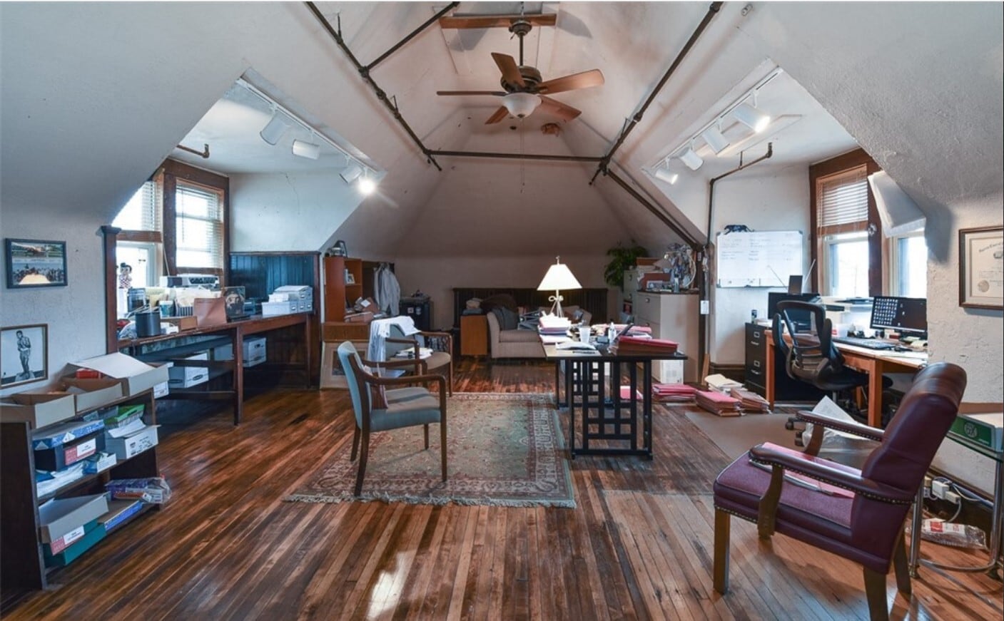 4403 St Clair Ave, Cleveland, OH for lease Interior Photo- Image 1 of 9