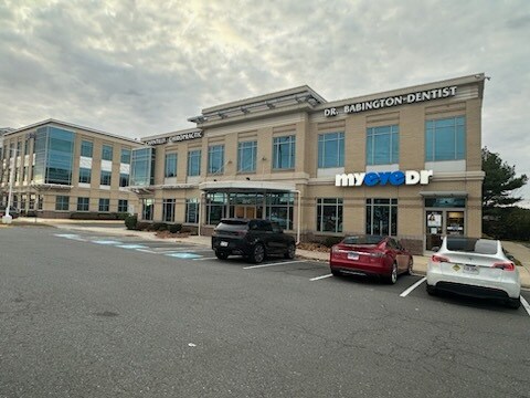 3910 Centreville Rd, Chantilly, VA à louer - Photo du bâtiment - Image 1 de 2