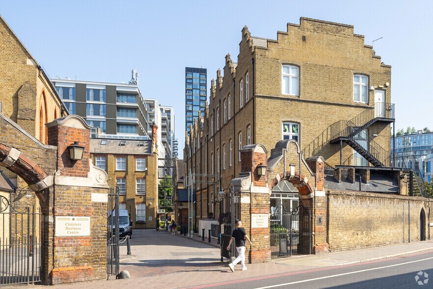 8 Battersea Park Rd, Londres à louer - Photo du bâtiment - Image 2 de 11